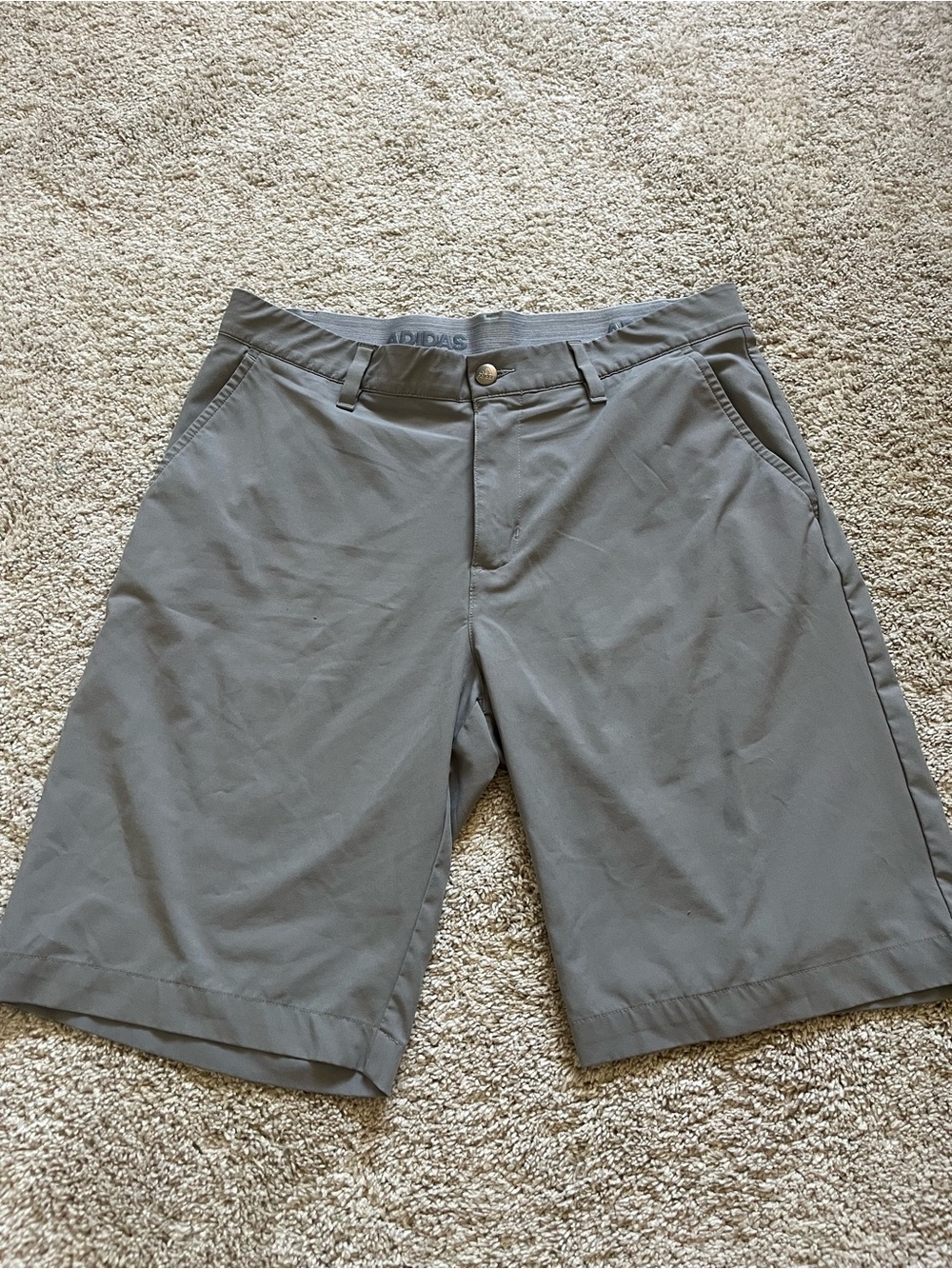 Adidas Men’s Performance Shorts Size 32 Grey Casual Golf Athletic Stretch